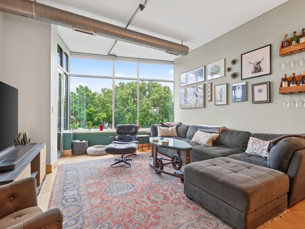 150 2nd Street NE, Unit B404, Minneapolis, MN 55413