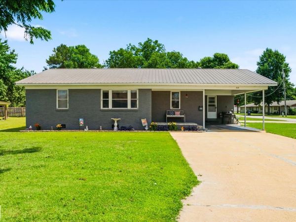312 E Walnut Street E, Walnut Ridge, AR 72476