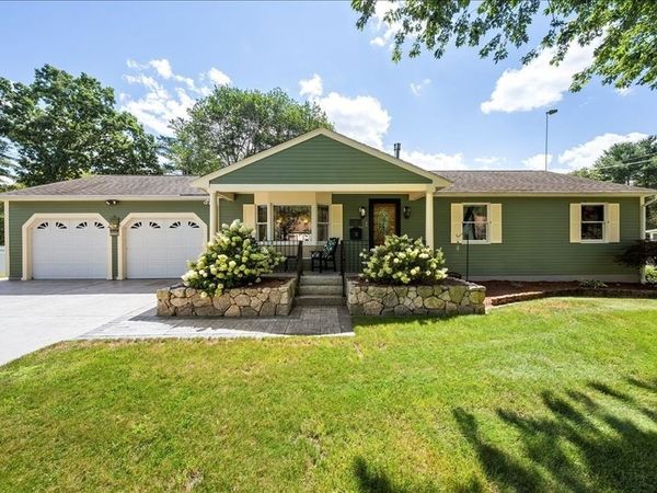 131 Pine Grove Ave, Bellingham, MA 02019