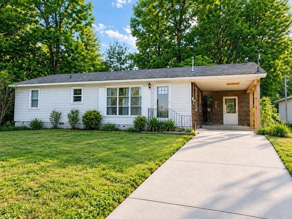109 WEBSTER Cir, Russellville, AL 35653