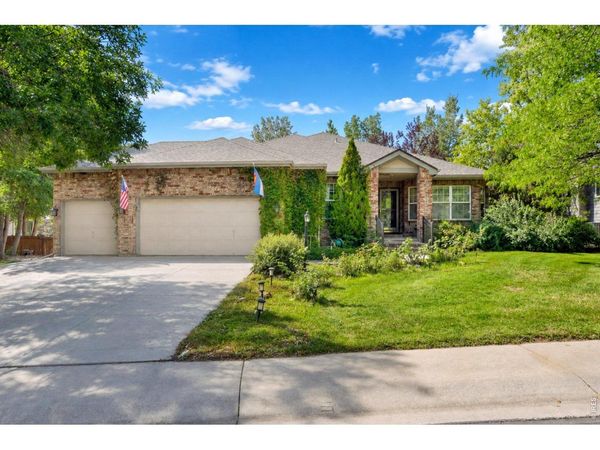 925 Deerhurst Cir, Fort Collins, CO 80525