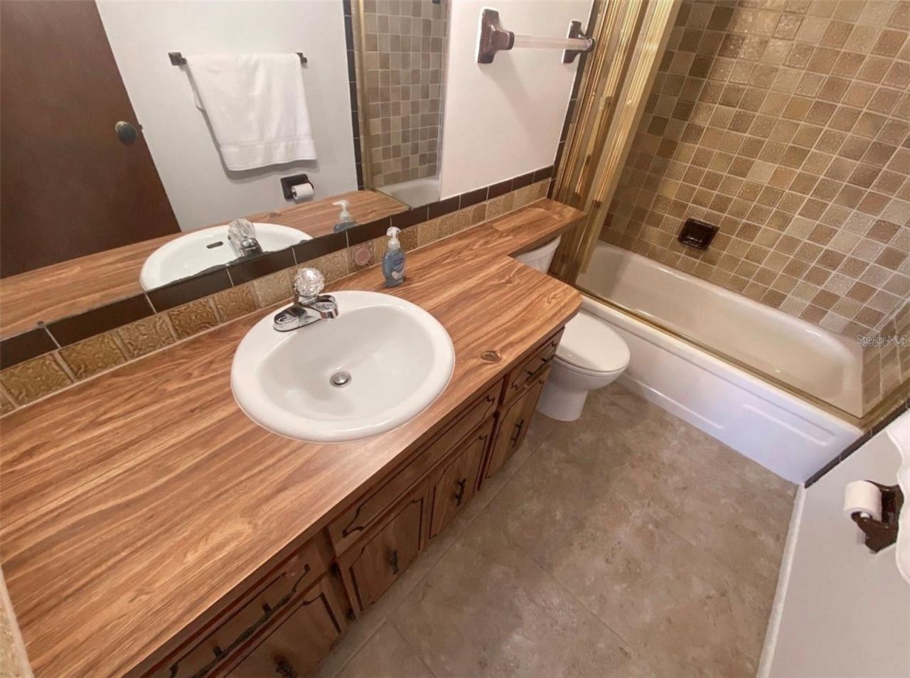 9940 Eagles Point Circle , Unit 4, Port Richey, FL 34668 Photo