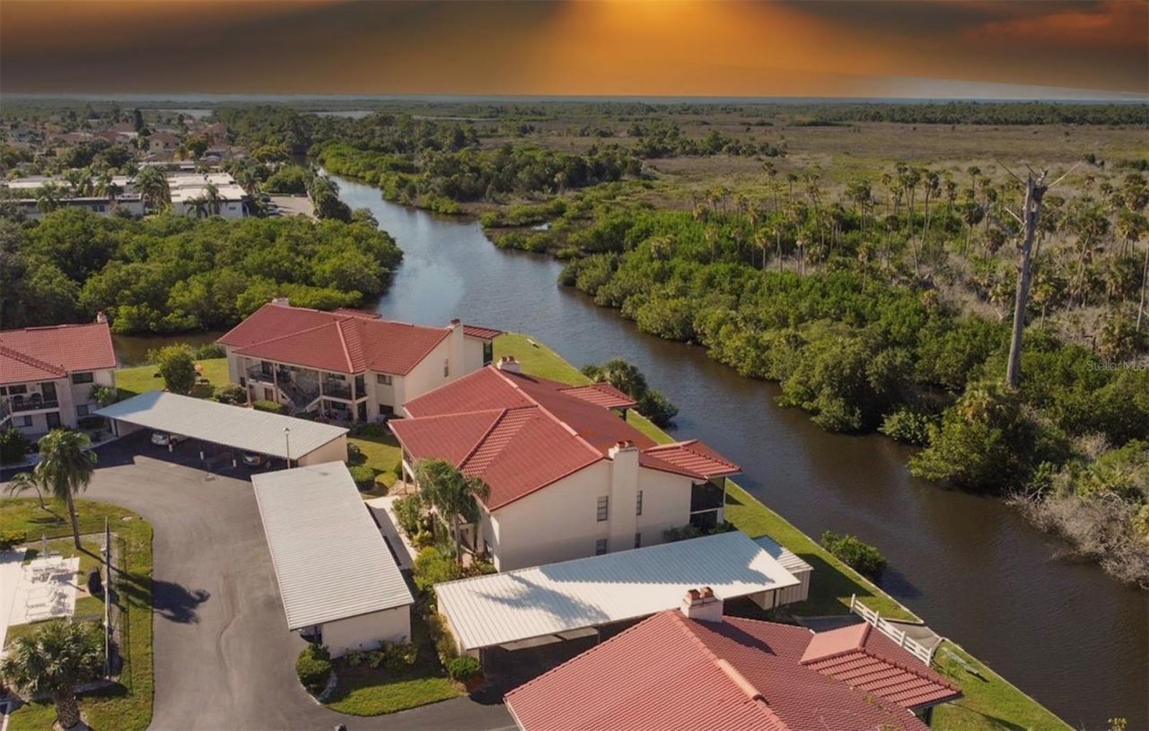 9940 Eagles Point Circle , Unit 4, Port Richey, FL 34668 Photo
