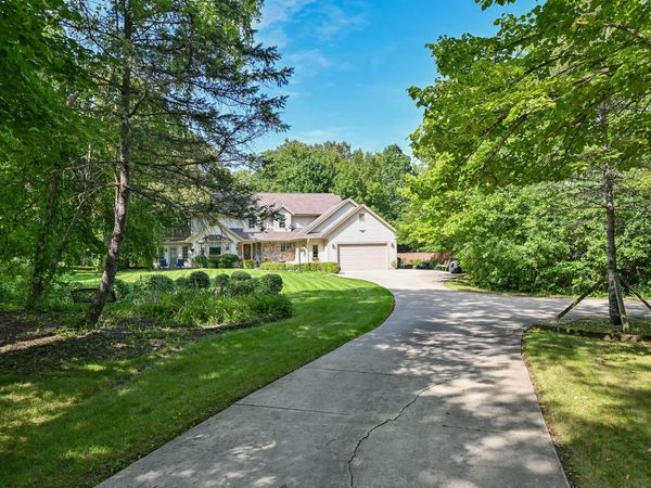 4120 W Puetz ROAD, Franklin, WI 53132