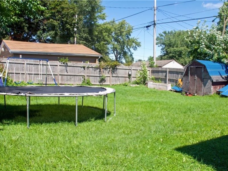 2657 22nd Street NE, Canton, OH 44705 Photo 10