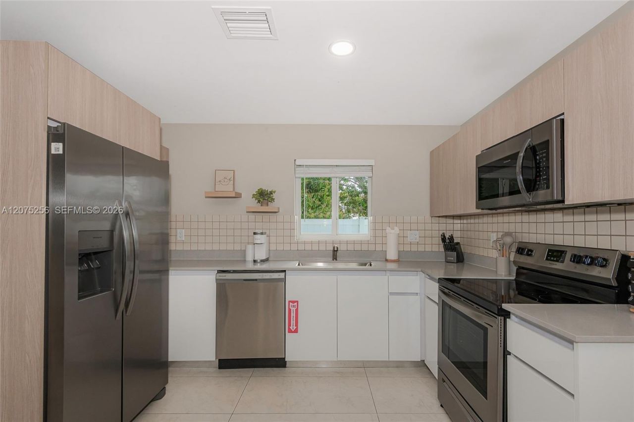 507 NW 8th Ave , Unit 1, Fort Lauderdale, FL 33311 Photo