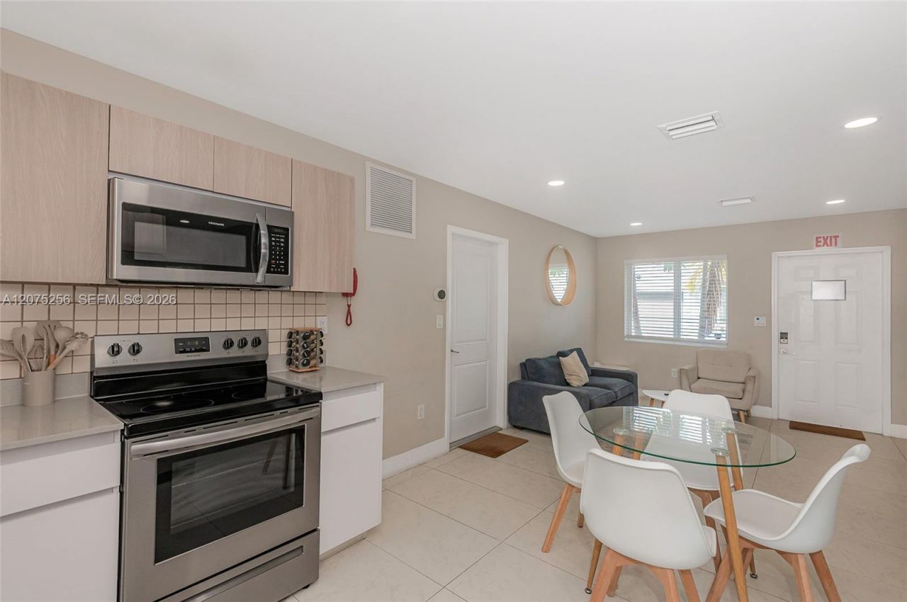 507 NW 8th Ave , Unit 1, Fort Lauderdale, FL 33311 Photo