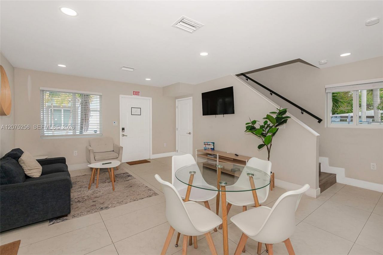 507 NW 8th Ave , Unit 1, Fort Lauderdale, FL 33311 Photo