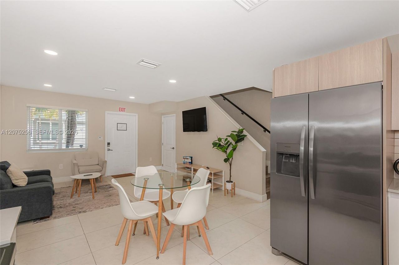 507 NW 8th Ave , Unit 1, Fort Lauderdale, FL 33311 Photo