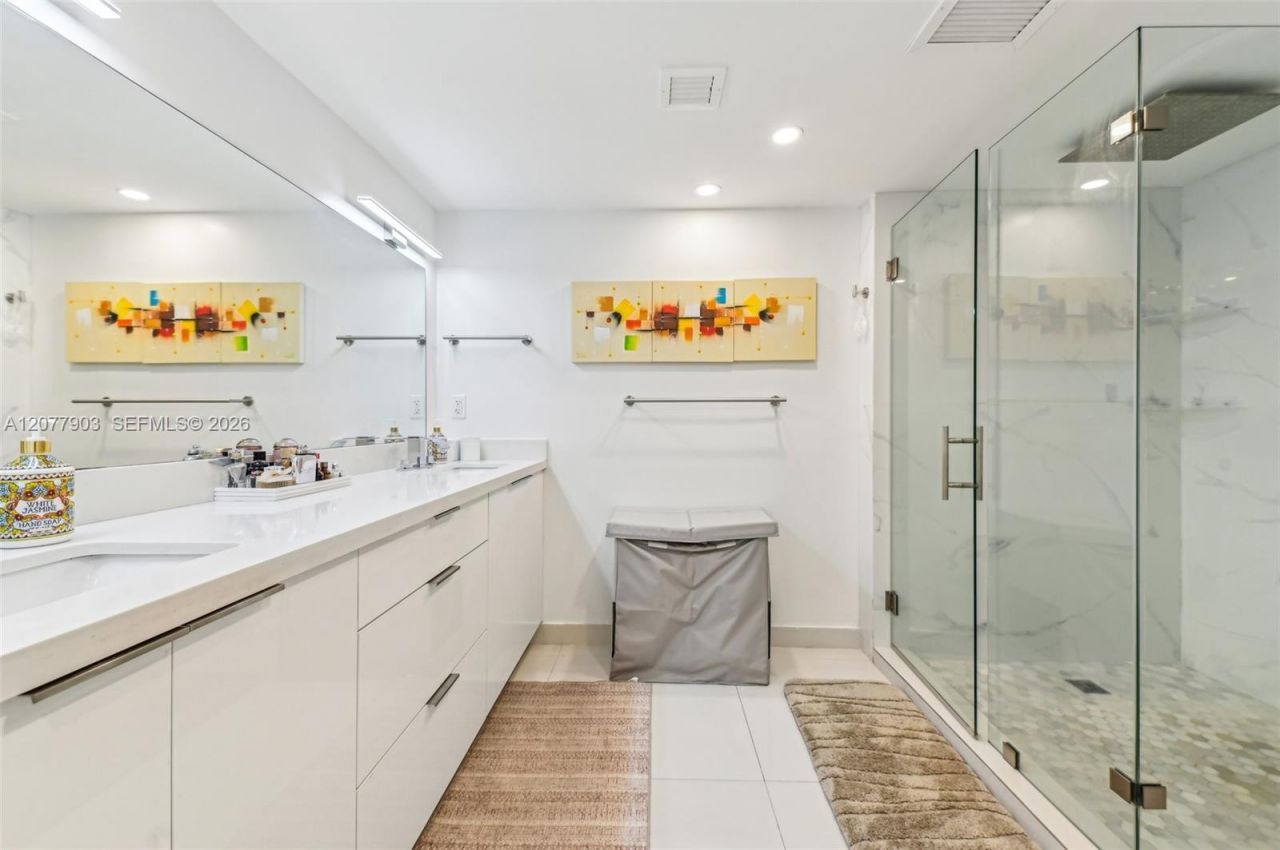 121 Crandon Blvd , Unit 251, Key Biscayne, FL 33149 Photo