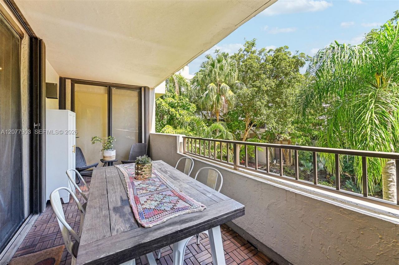 121 Crandon Blvd , Unit 251, Key Biscayne, FL 33149 Photo