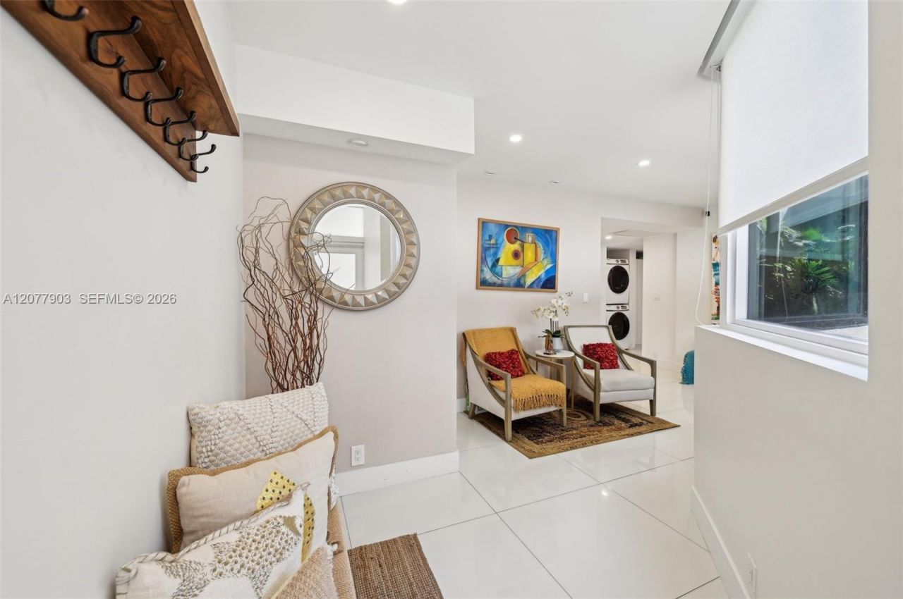 121 Crandon Blvd , Unit 251, Key Biscayne, FL 33149 Photo