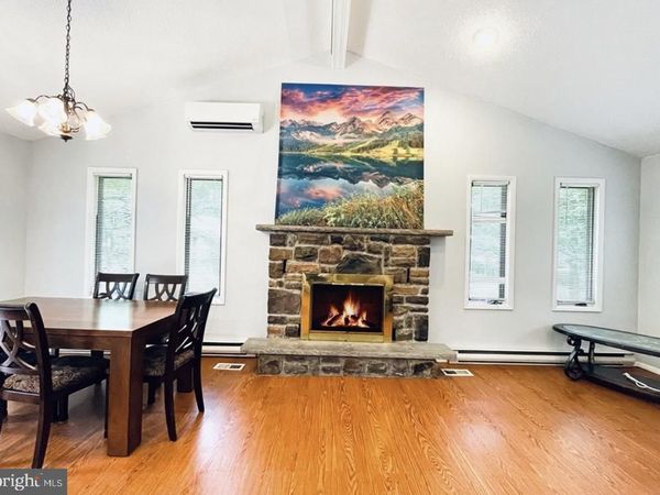 65 LIVINGSTON LANE , GOULDSBORO, PA 18424