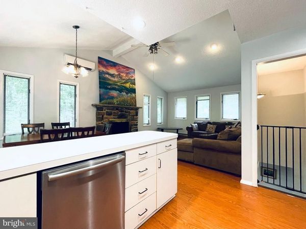 65 LIVINGSTON LANE, GOULDSBORO, PA 18424