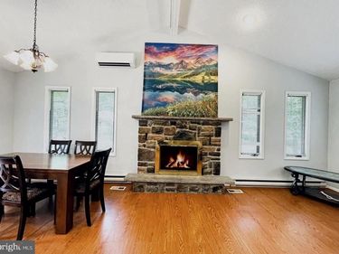 65 LIVINGSTON LANE, GOULDSBORO, PA 18424