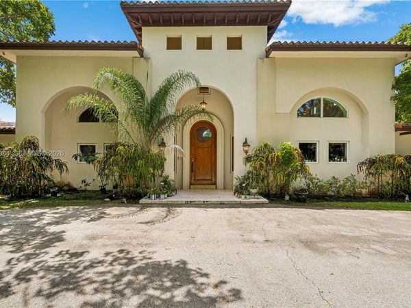 6600 SW 111th St , Pinecrest, FL 33156