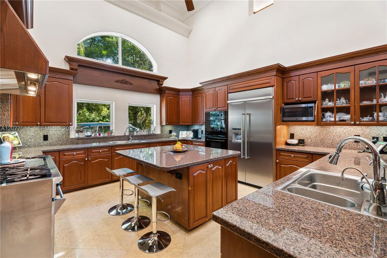 6600 SW 111th St, Pinecrest, FL 33156 Photo