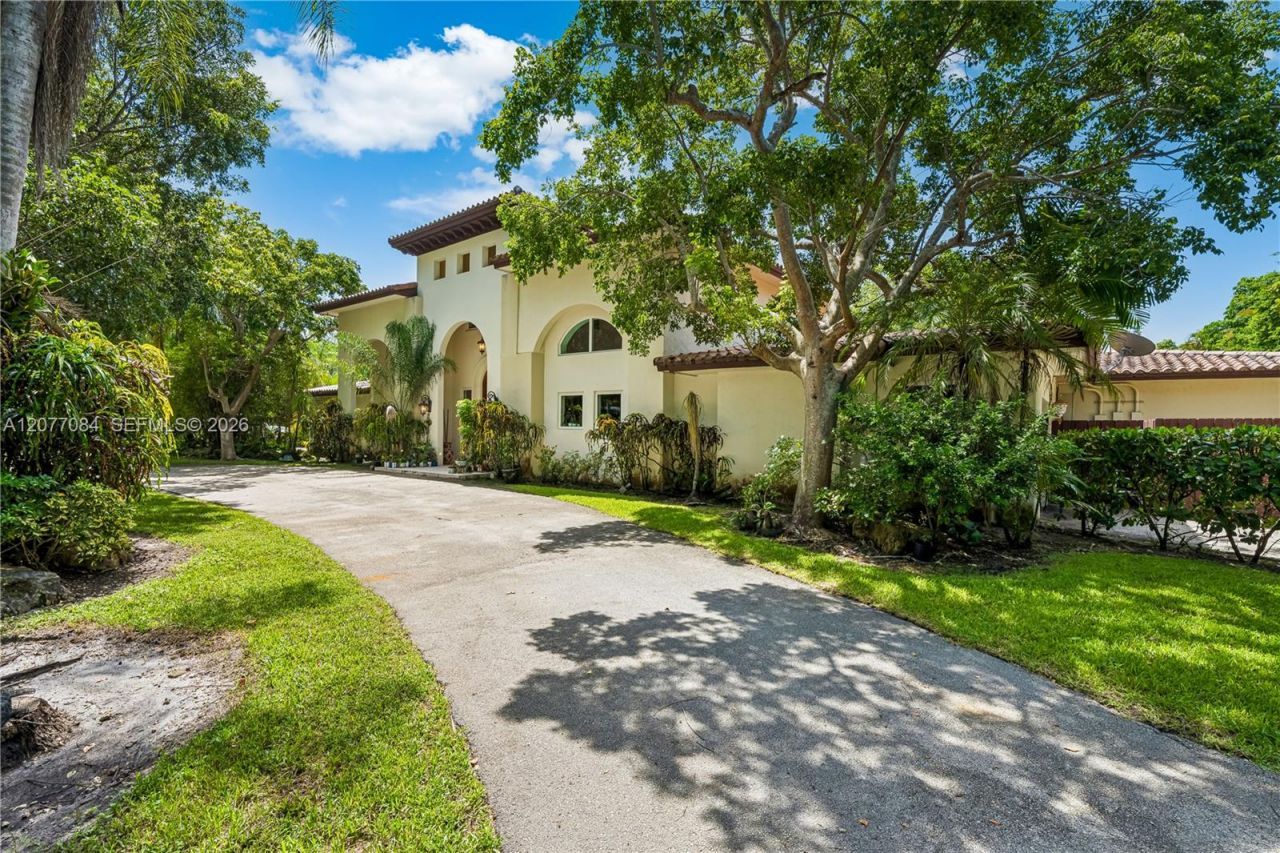 6600 SW 111th St, Pinecrest, FL 33156 Photo