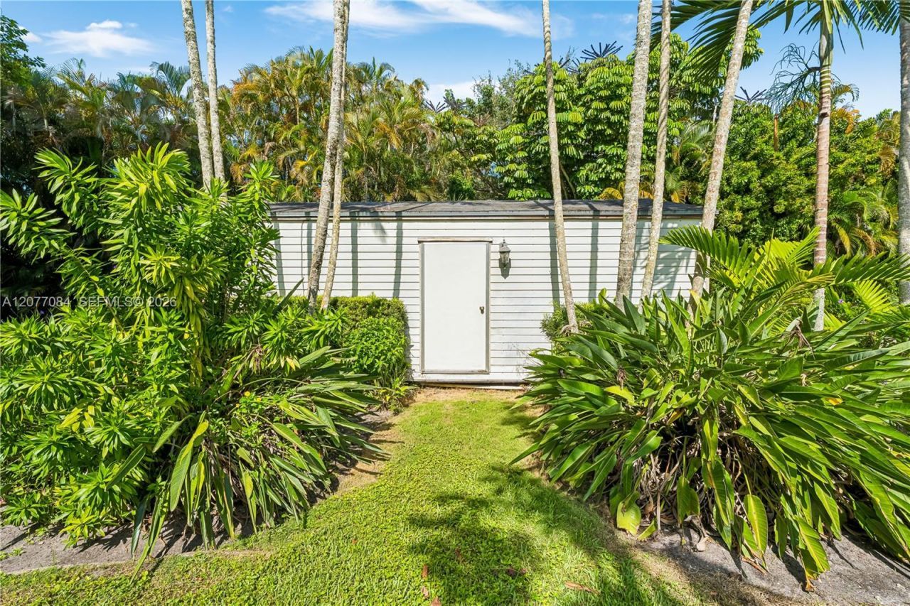 6600 SW 111th St, Pinecrest, FL 33156 Photo