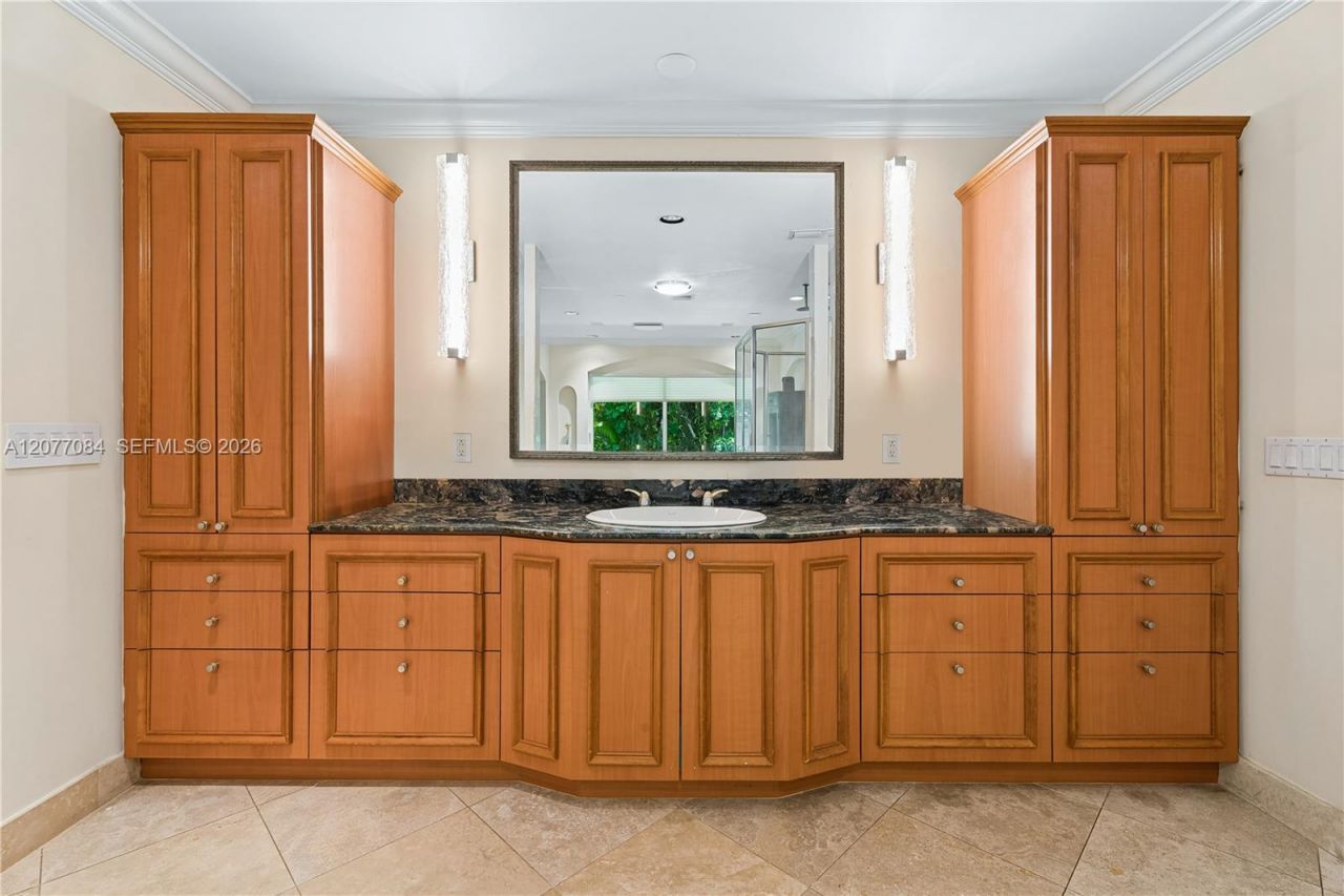 6600 SW 111th St, Pinecrest, FL 33156 Photo