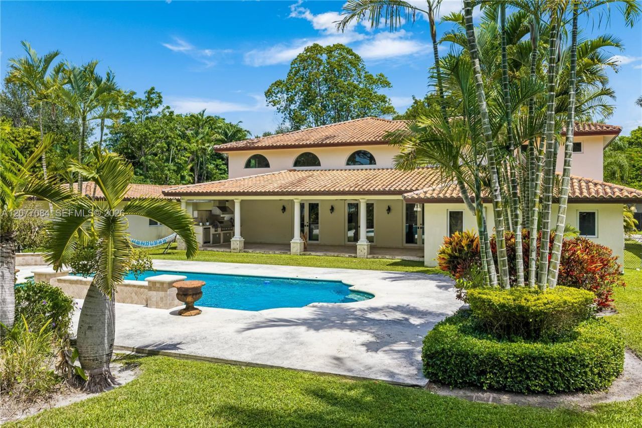 6600 SW 111th St, Pinecrest, FL 33156 Photo