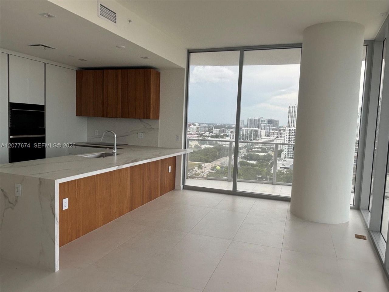 1400 Biscayne Blvd, Unit 2106, Miami, FL 33132 Photo