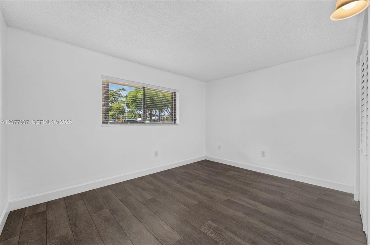 8415 SW 107th Ave, Unit 143W, Miami, FL 33173 Photo