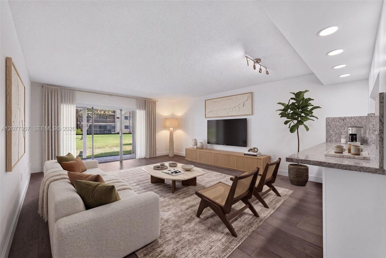 8415 SW 107th Ave, Unit 143W, Miami, FL 33173 Photo