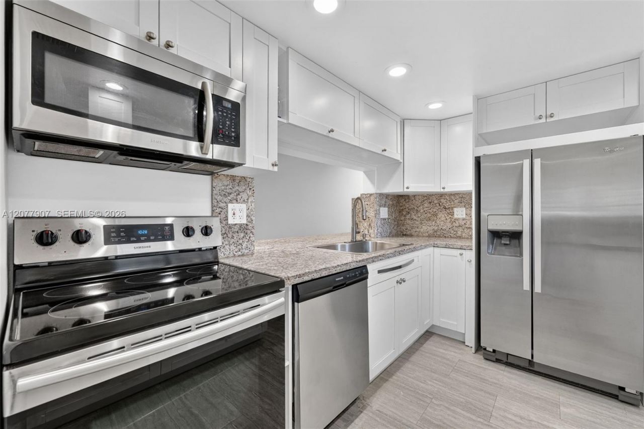 8415 SW 107th Ave, Unit 143W, Miami, FL 33173 Photo