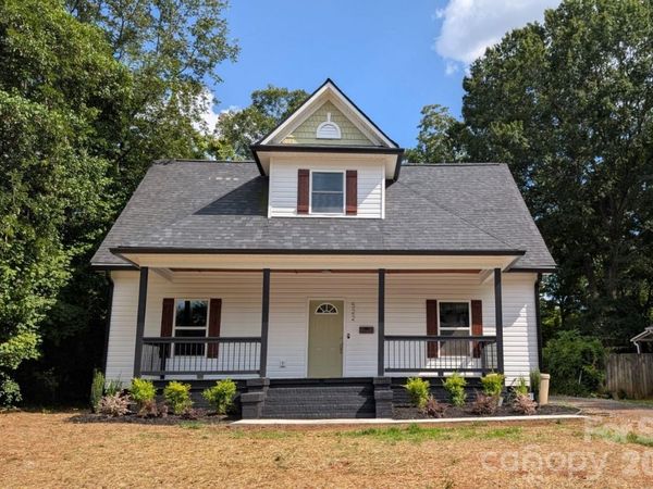 522 Stockton Street , Statesville, NC 28677