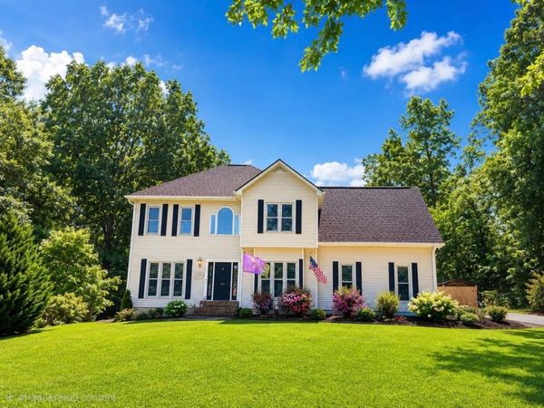 703 Oakhill Ave, Sheffield, AL 35660