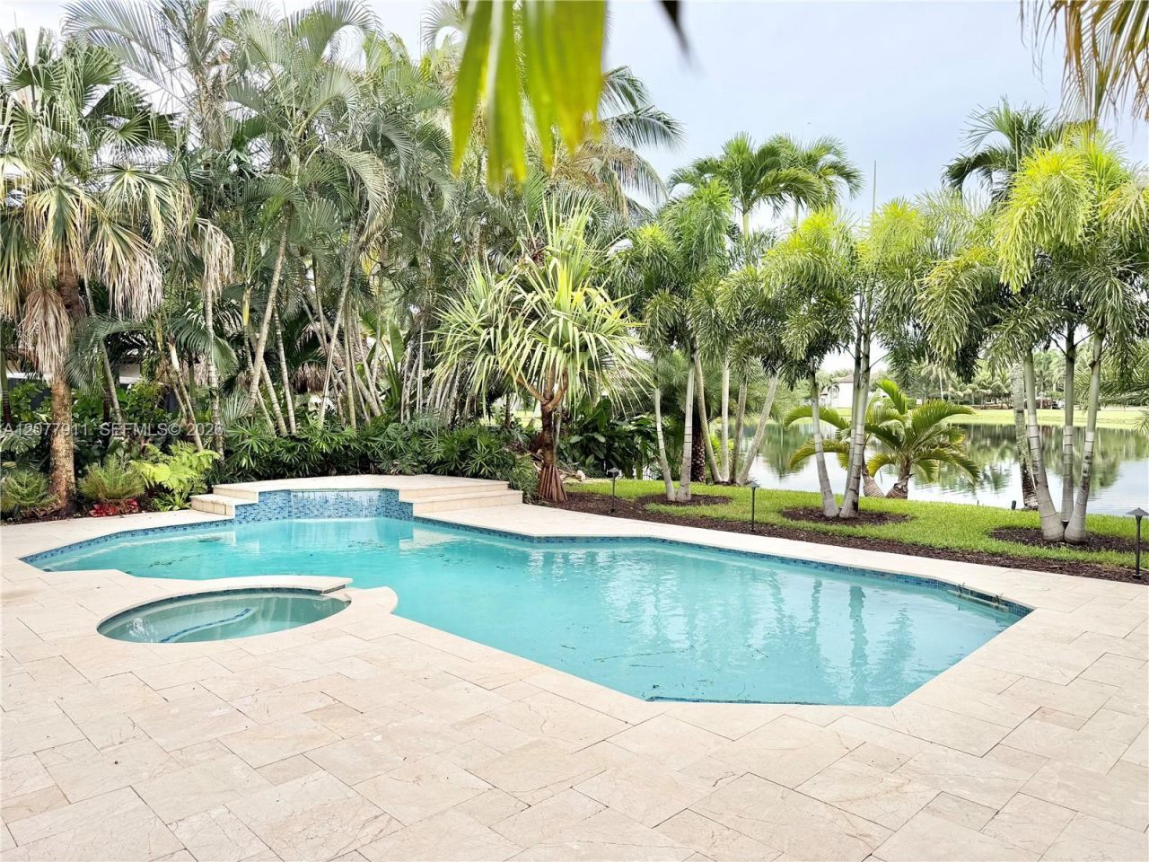 1532 NW 133rd Ave, Pembroke Pines, FL 33028 Photo