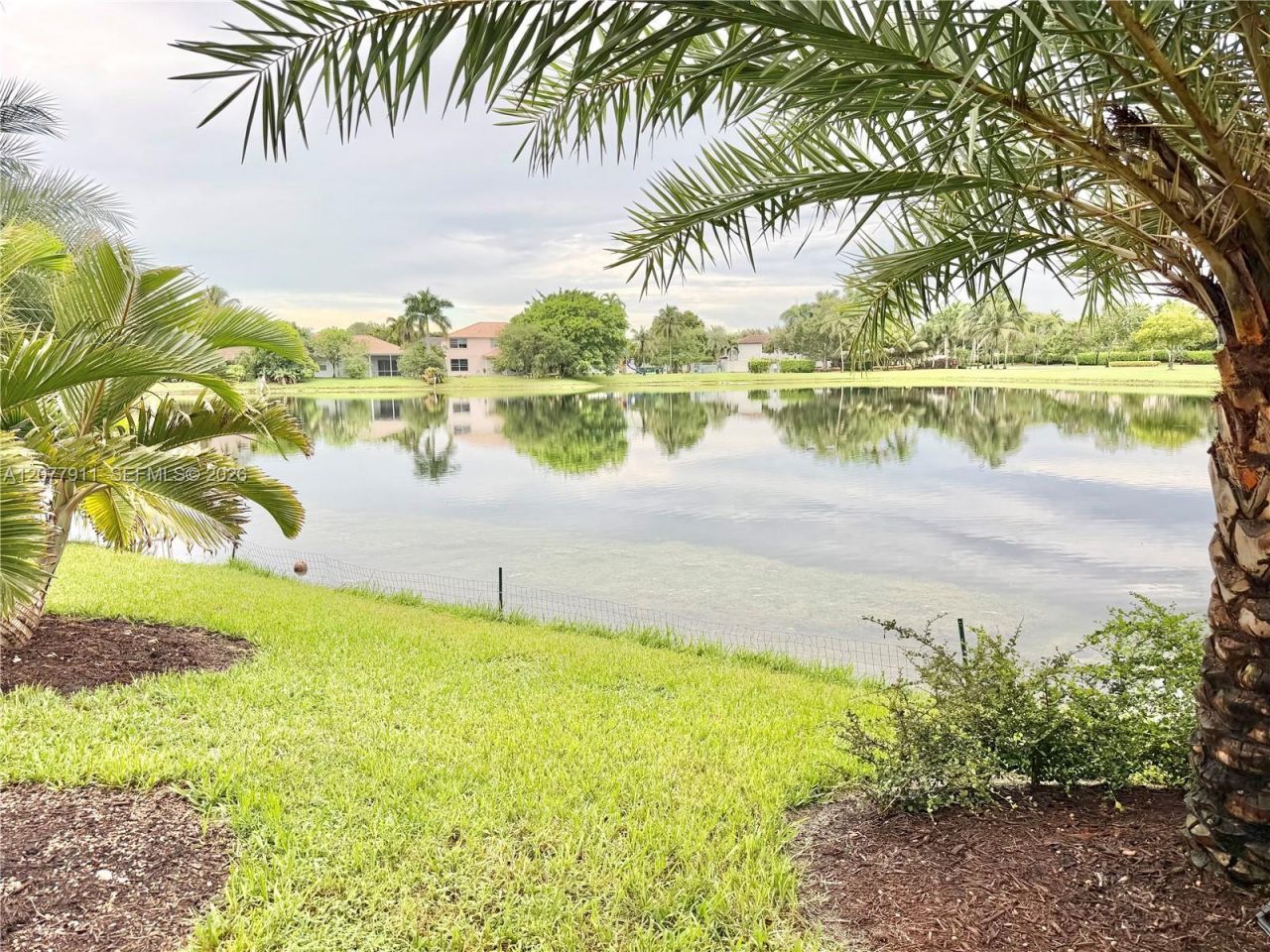 1532 NW 133rd Ave, Pembroke Pines, FL 33028 Photo