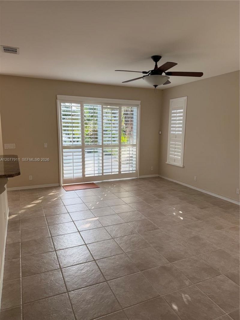 1532 NW 133rd Ave, Pembroke Pines, FL 33028 Photo
