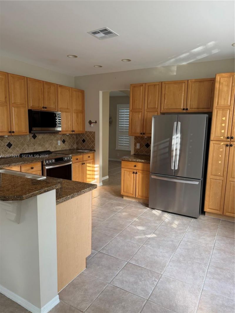 1532 NW 133rd Ave, Pembroke Pines, FL 33028 Photo