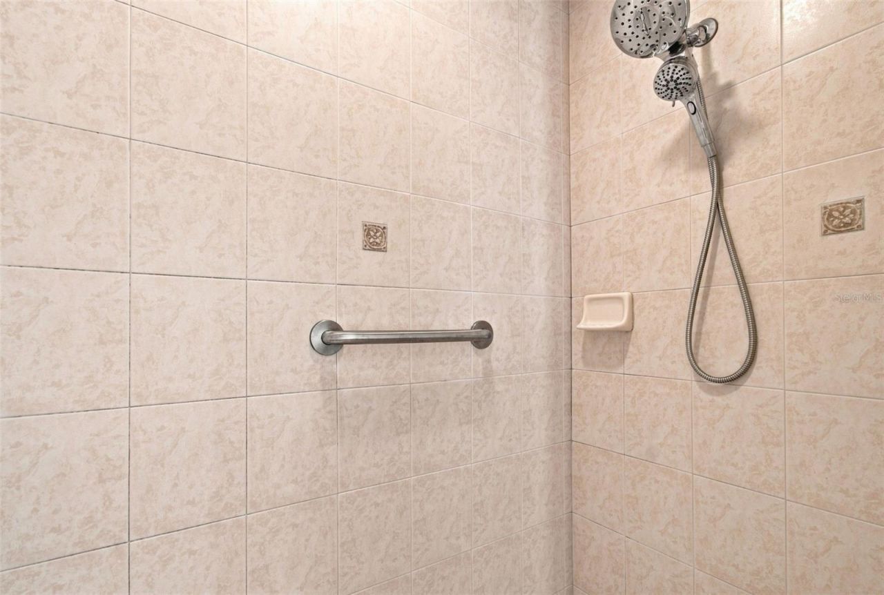 5102 Delacroix Drive, Brooksville, FL 34604 Photo