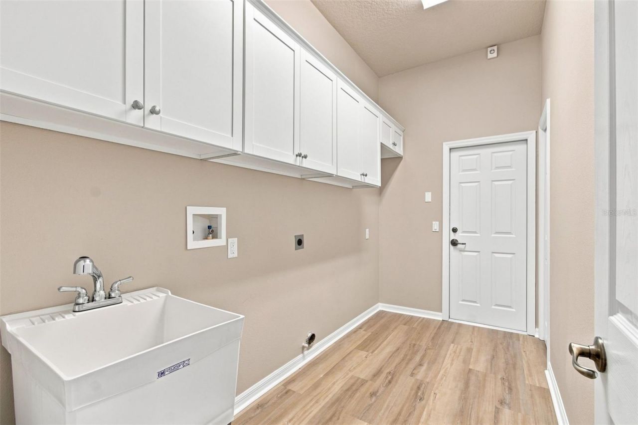 5102 Delacroix Drive, Brooksville, FL 34604 Photo