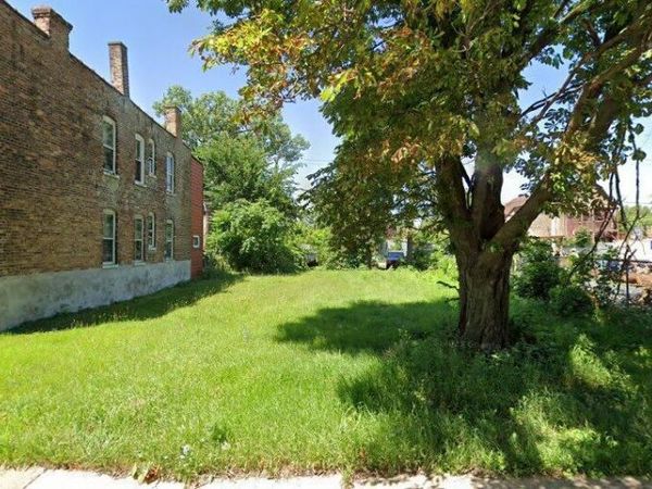 12044 S Emerald Avenue , Chicago, IL 60628