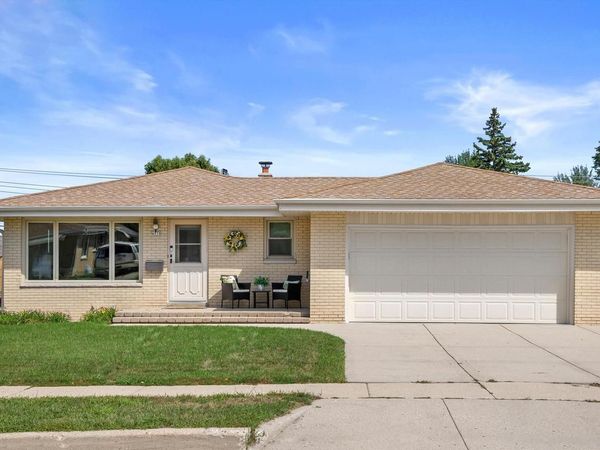 4978 S 24 STREET, Milwaukee, WI 53221