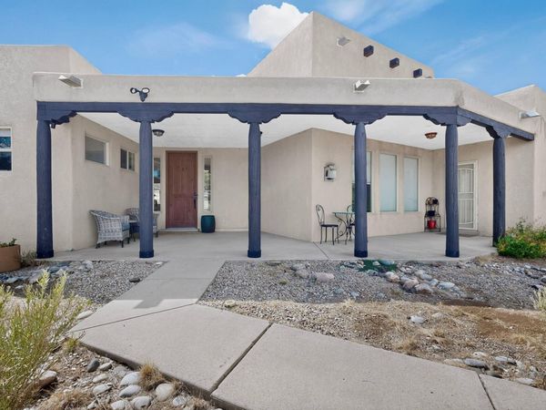 3 Sandia Mountain Ranch Drive , Tijeras, NM 87059