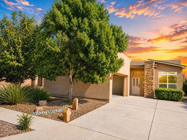 5635 Cold Creek Avenue NW, Albuquerque, NM 87114