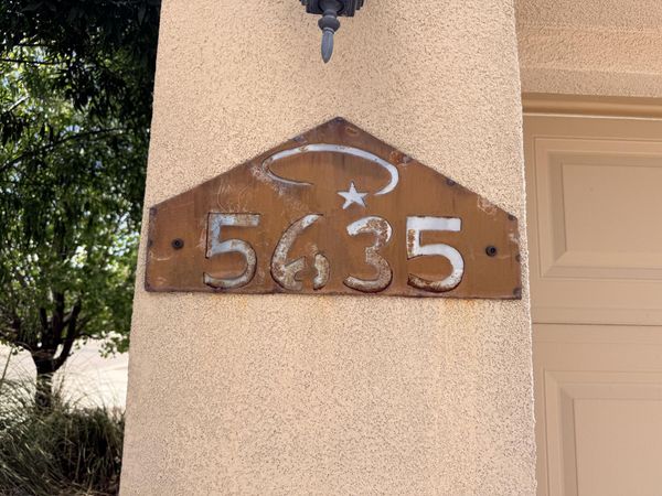 5635 Cold Creek Avenue NW, Albuquerque, NM 87114