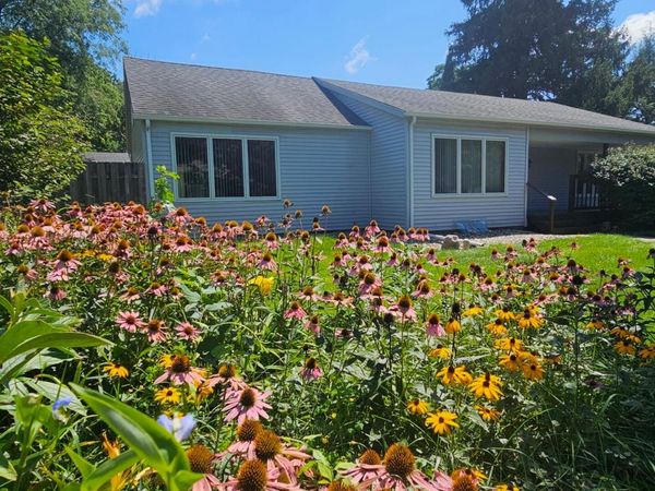 925 Mayflower Road , La Porte, IN 46350