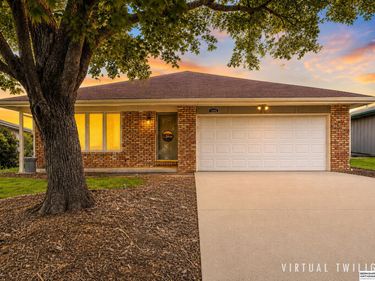 1926 W Mulberry Court, Lincoln, NE 68522