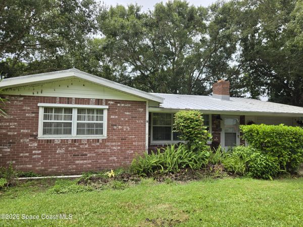 782 Dixie Terrace NW , Sebastian, FL 32958