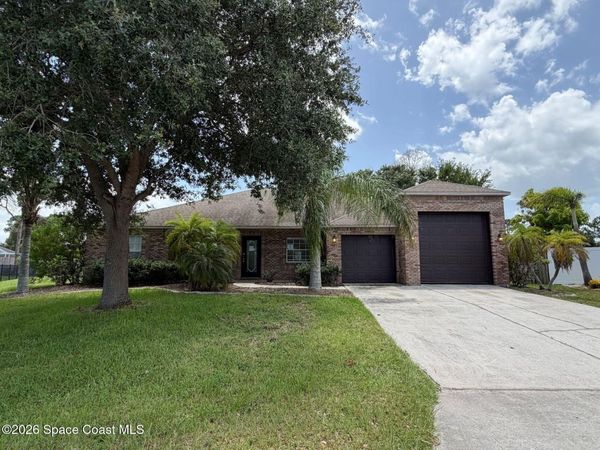 120 Palm Circle , Melbourne, FL 32940