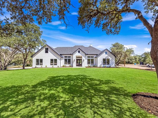 10005 SAXET DR, Boerne, TX 78006