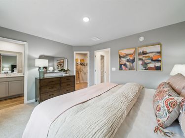 301 OLDFIELD DR, Charlottesville, VA 22902