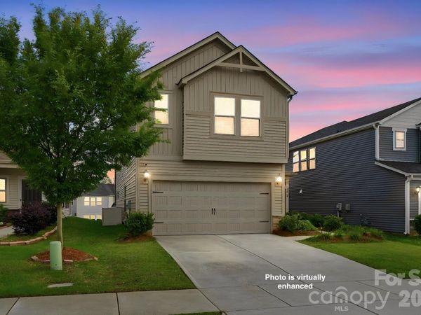5012 Shadbush Road , Charlotte, NC 28215