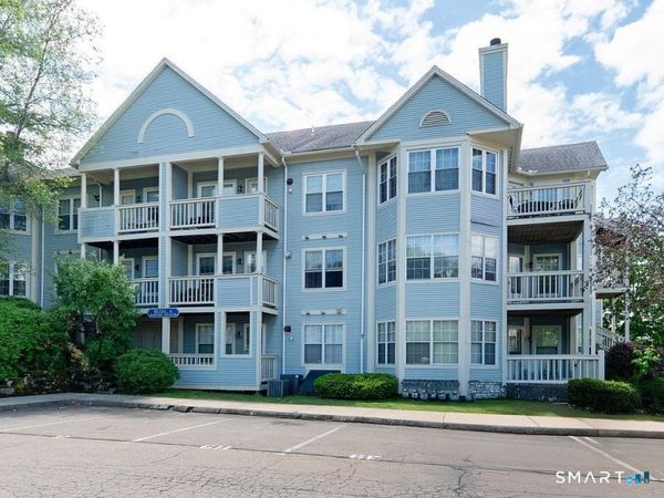 75 Redwood , Unit 801, East Haven, CT 06512